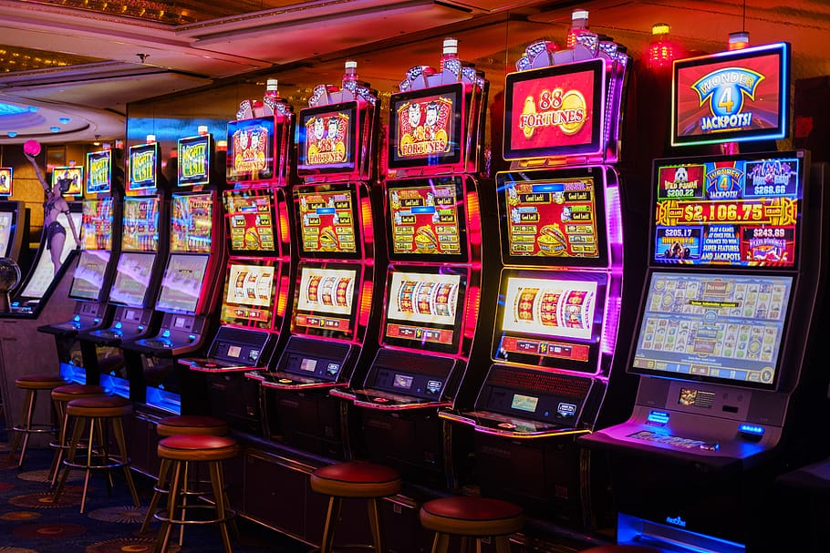 The Future of Interactive Online Gaming Entertainment in the Digital Era